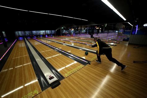 Bowling in Lisburn .